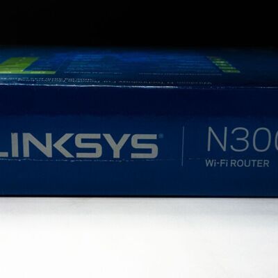 LINKSYS N300 wi-fi router